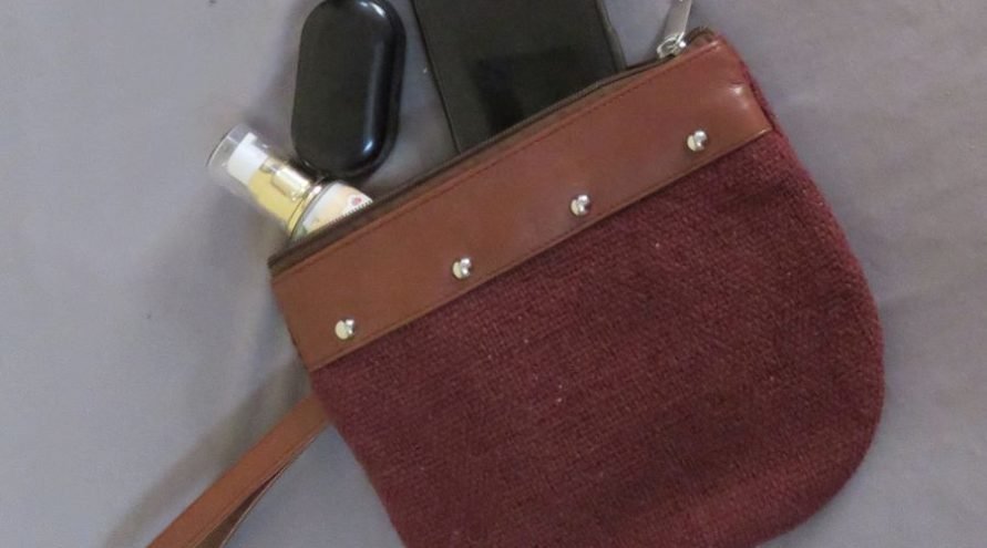 Handcrafted Linen Cotton Utility Pouch In Burgundy